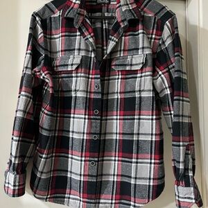Pacific Outfitters  Womens Plaid Button Down Shirt - Black, Red, White